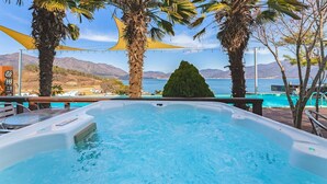 Unclassified image, 3 of 207, button - Namhae Harbor Resort (Namhae)