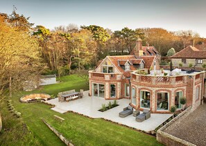 Outdoor dining - The Ballroom, Blakeney, Norfolk (Blakeney)
