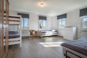 3 makuuhuonetta, ilmainen Wi-Fi, vuodevaatteet