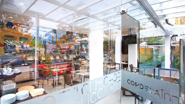 Outdoor dining - Cordela Inn Bengkulu (Bengkulu)