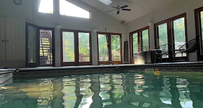 Feathered Nest at Fellows Lake w/ Indoor POOL!