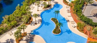 Sun-kissed 9th-floor studio w/gulf views, pools/hot tub - close to beach