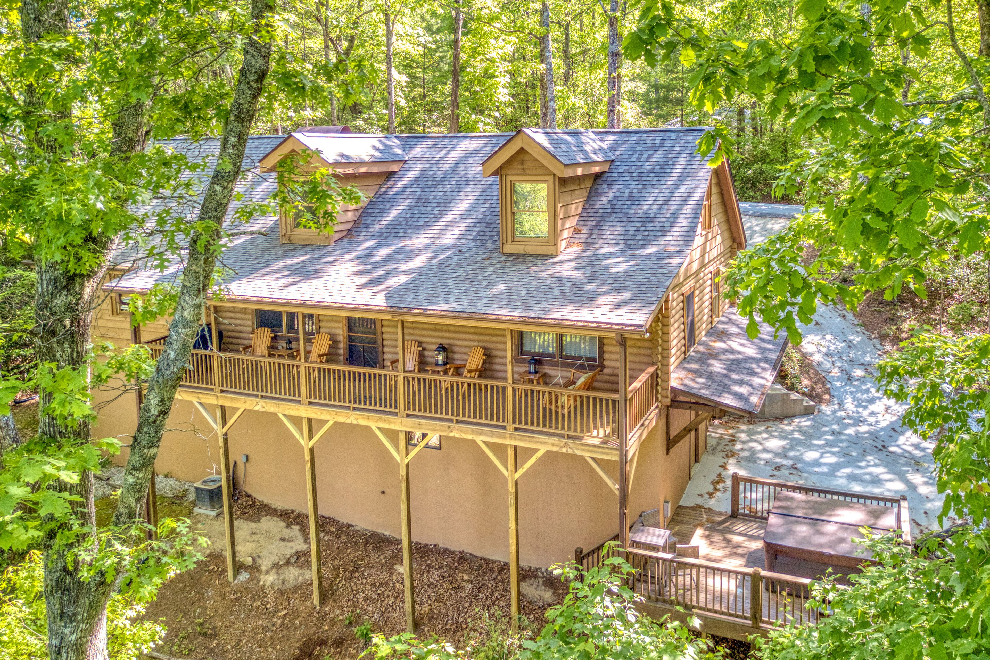 Mountain-view getaway with pool table, foosball, hot tub, WiFi, & air hockey