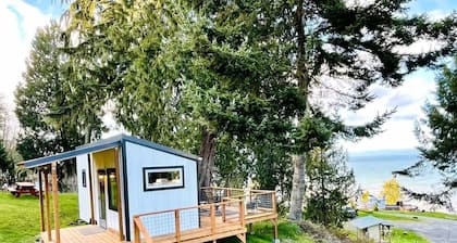 Moonlight Ridge Picturesque Tiny Home with a Milli