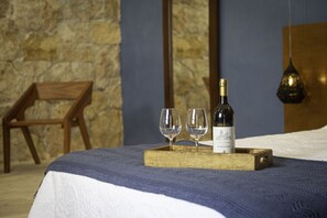 2 bedrooms, iron/ironing board, WiFi, bed sheets - ★Casa Mercedes ~ Stylish & Historic in ❤ of Mérida (Mérida)