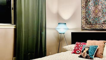 3 slaapkamers, een bureau, een strijkplank/strijkijzer, gratis wifi