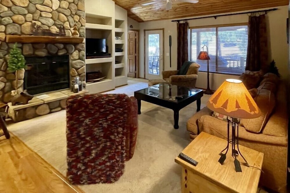 Cozy Retreat in the White Mountains