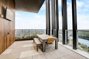 Dining - Downtown Austin condo with balcony, rooftop pool, & gym (Austin)