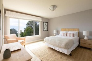 Iron/ironing board - Vista de los Ondas Villa (Malibu)