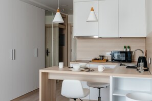 Double or Twin Room | Private kitchen