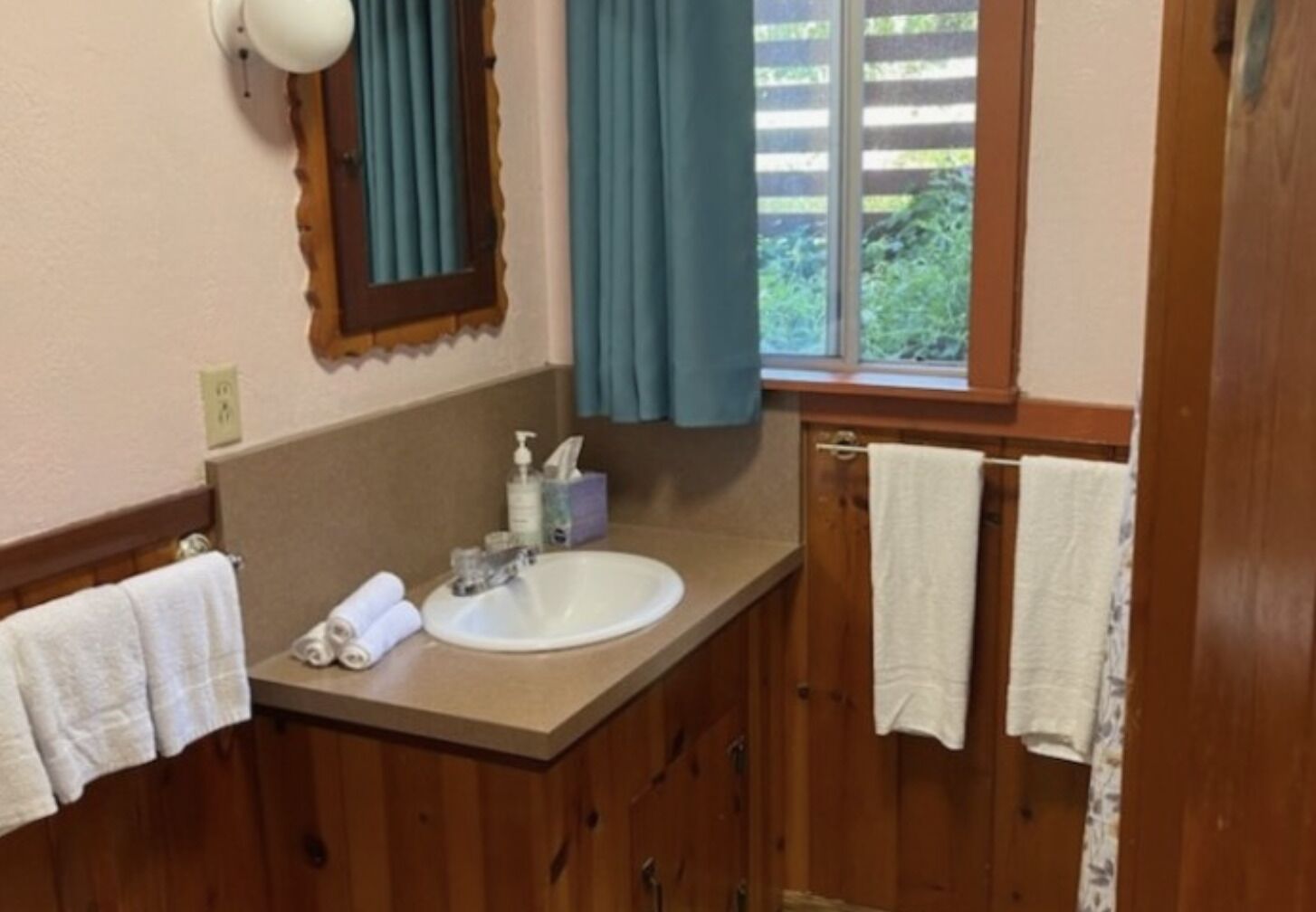 Main House - Masoods Lodge