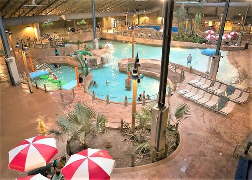 Quite Family Ski Cabin w/ Bonus BR. Wet Bar, Pool Table and Foosball Table