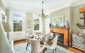 Dining room - Gordon Chic by Lucky Savannah (Savannah)