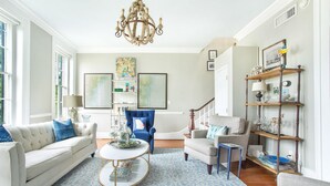 Apartamento, 3 habitaciones | Sala de estar