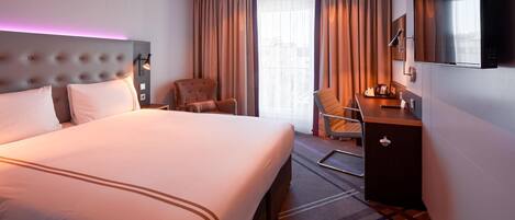 Double Room, Roll-in Shower