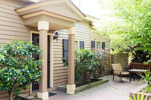 Cottage, 1 Bedroom | Exterior - Parkside Cottage by Lucky Savannah (Savannah)