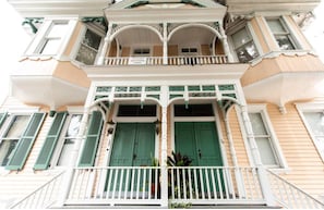 House, 2 Bedrooms | Exterior