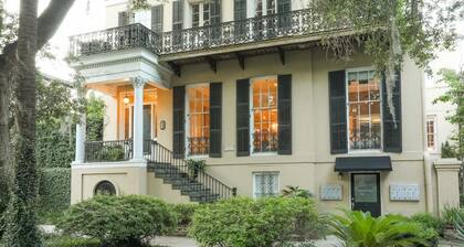 Parlour Suite on Jones by Lucky Savannah