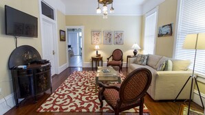 House, 2 Bedrooms | Living room - Harper House by Lucky Savannah (Savannah)