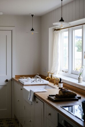 Fridge, oven, dishwasher, high chair