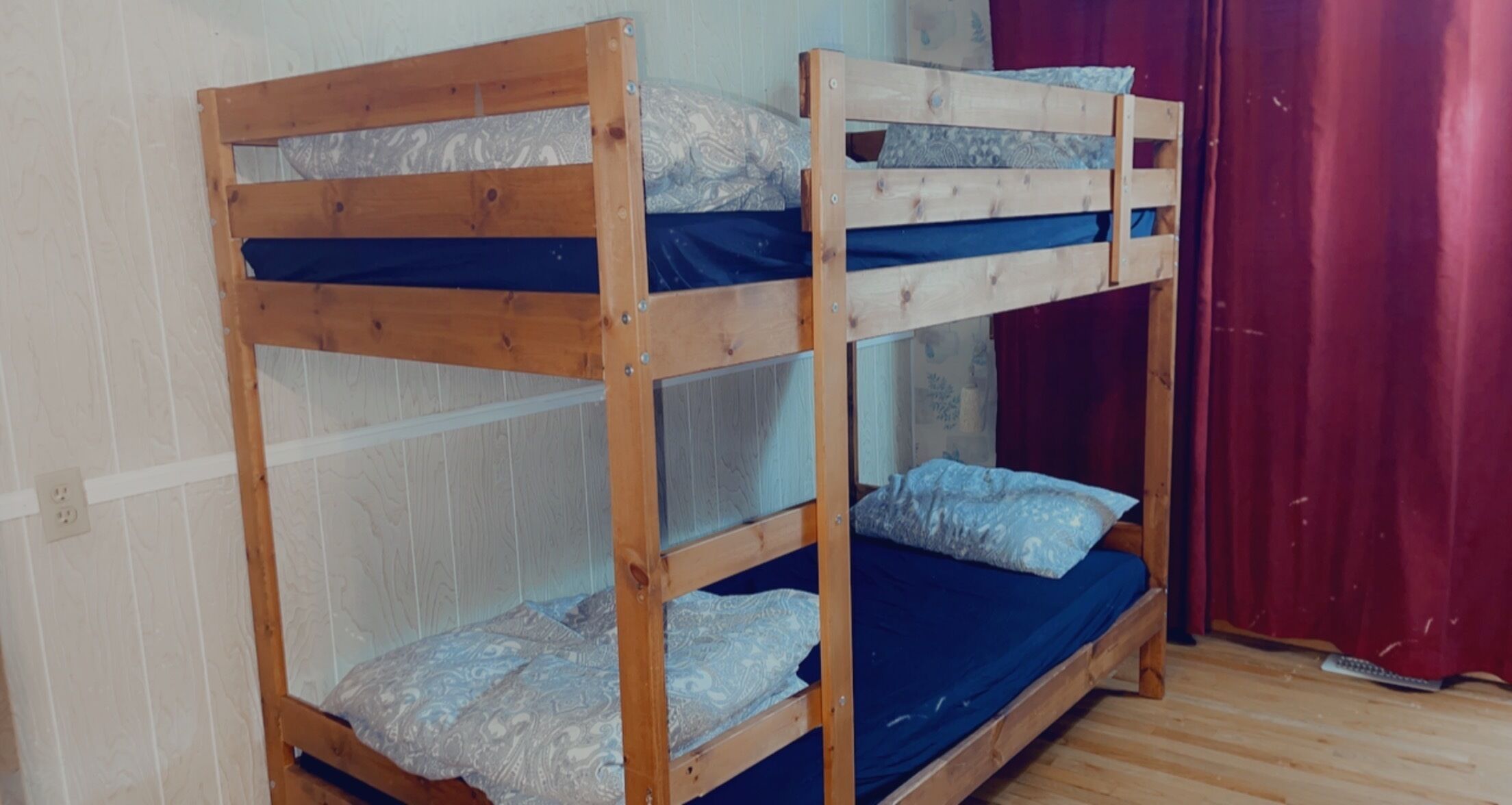 European Style Cottage on the Sandy Lake of Gull