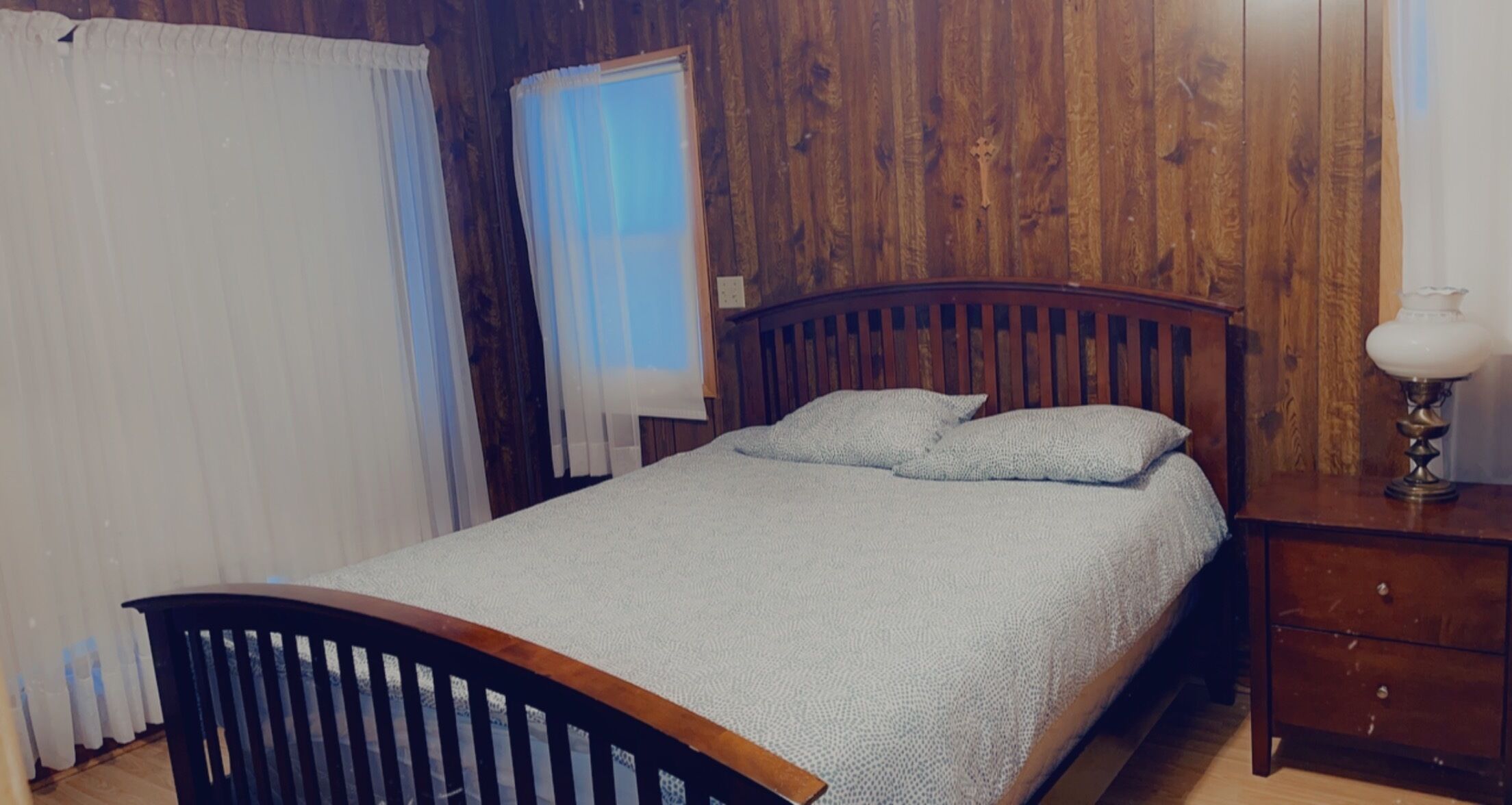 European Style Cottage on the Sandy Lake of Gull