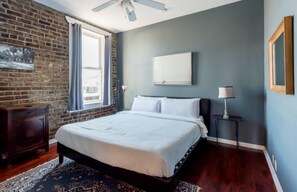 Apartment, 2 Bedrooms - Broughton Loft Lookout by Lucky Savannah (Savannah)