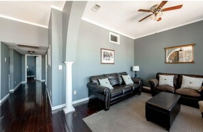 غرفة المعيشة