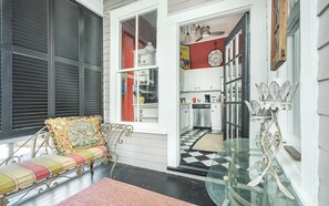 Maison mitoyenne, 3 chambres | Balcon