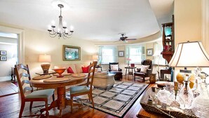 Unclassified image, 4 of 21, button - Gaston Garden Apartment by Lucky Savannah (Savannah)