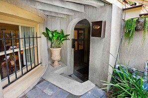 Condo, 1 Bedroom | Exterior