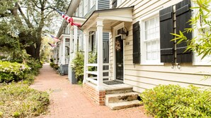 House, 3 Bedrooms | Exterior - Jones Street Cottage by Lucky Savannah (Savannah)