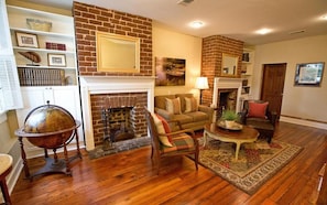 Townhome, 2 Bedrooms | Living room - Sycamore Main House by Lucky Savannah (Savannah)