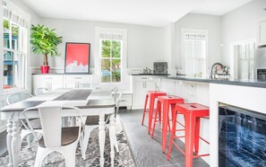House, 3 Bedrooms | Private kitchen