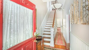 House, 3 Bedrooms | Interior - Grand Luther by Lucky Savannah (Savannah)