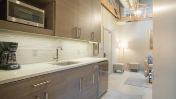 Căn hộ, 1 phòng ngủ | Bếp nhỏ riêng