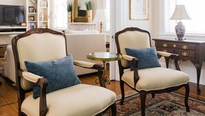 Townhome, 2 Bedrooms | Living room - Luxurious Townhome on Lincoln & York by Lucky Savannah (Savannah)