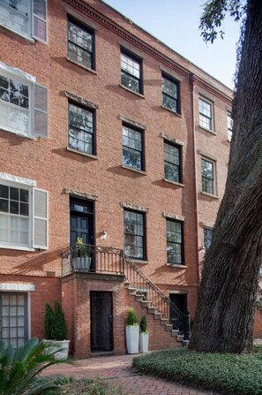 Suite, 1 Bedroom | Exterior - Metal Oak by Lucky Savannah (Savannah)