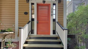 House, 3 Bedrooms | Exterior - The Victorian Porch (Savannah)