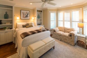 Villa, 2 Bedrooms | 2 bedrooms, bed sheets - Villa on Broughton Main by Lucky Savannah (Savannah)
