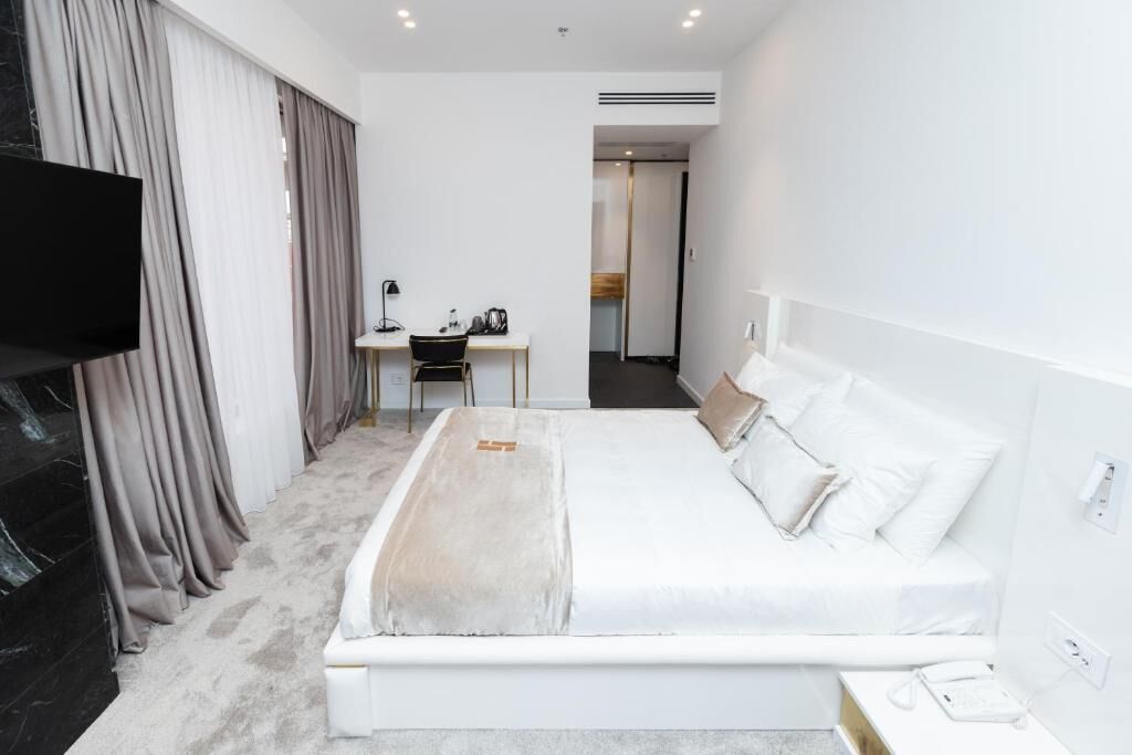 Chambres insonorisées, draps fournis