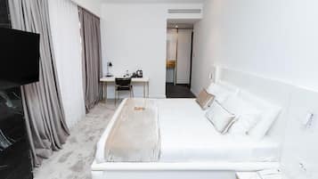 1 bedroom, soundproofing, bed sheets, wheelchair access