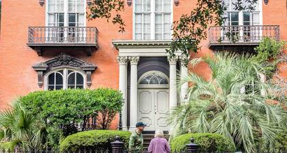 The Park House Carriage by Lucky Savannah