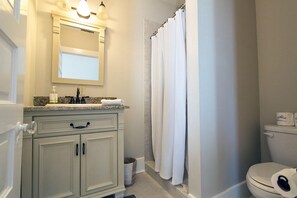 Condo, 1 Bedroom | Bathroom | Towels - Liberty Landing Too by Lucky Savannah (Savannah)
