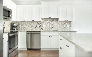 Condo, 1 Bedroom | Private kitchen - 513 Liberty Garden by Lucky Savannah (Savannah)