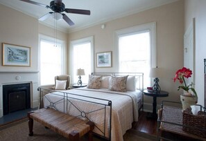 Room - Phillips House by Lucky Savannah (Savannah)