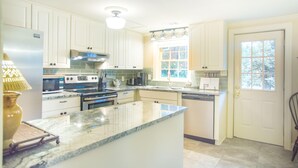 Unclassified image, 2 of 26, button - Chatham Square Manor by Lucky Savannah (Savannah)