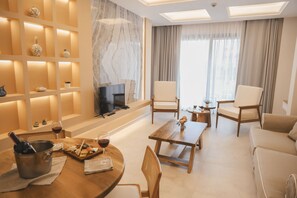 Suit Room | Minibar, escritorio, sistema de insonorización y wifi gratis