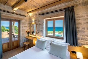 5 Schlafzimmer, Schreibtisch, Bügeleisen/Bügelbrett, Reisekinderbett