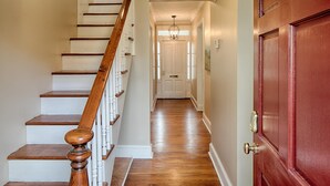 House, 3 Bedrooms | Interior - Blue on Broughton by Lucky Savannah (Savannah)